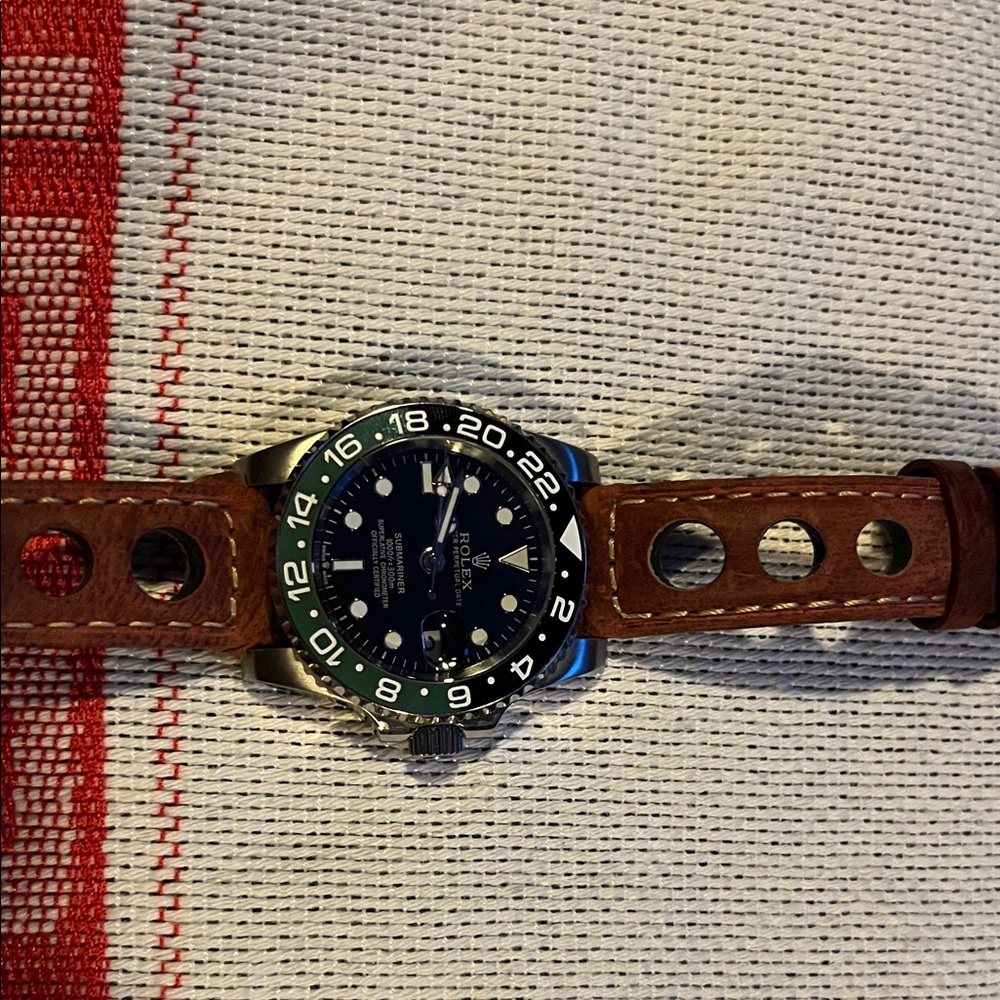 Men's Brown Leather Strap Watch